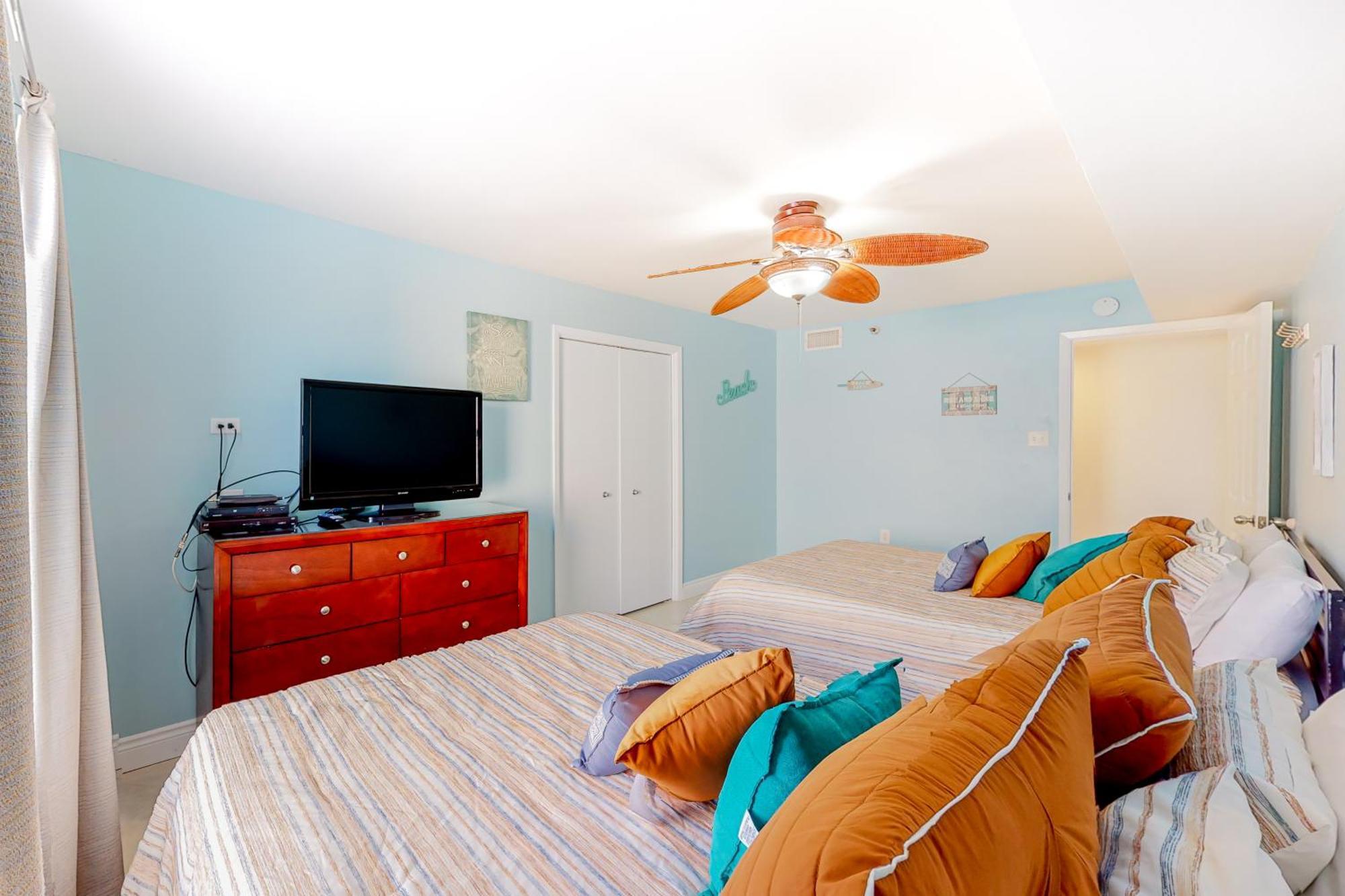 Phoenix Vacation Rentals Orange Beach Chambre photo