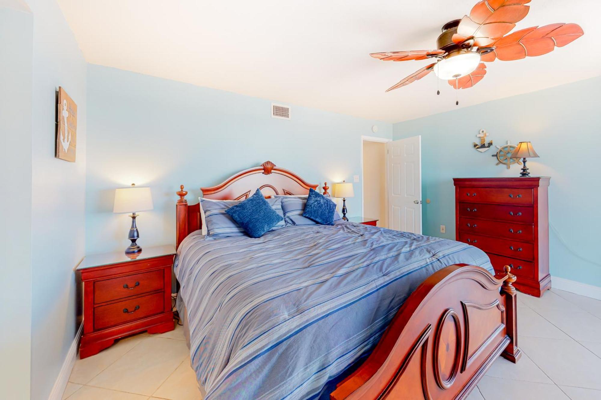 Phoenix Vacation Rentals Orange Beach Chambre photo